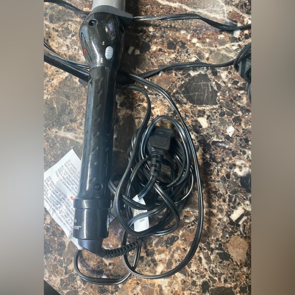 Babyliss Pro Nano Titanium Styled With A Kiss 1 1/4" Conicurl Curling Wand - Picture 5 of 6